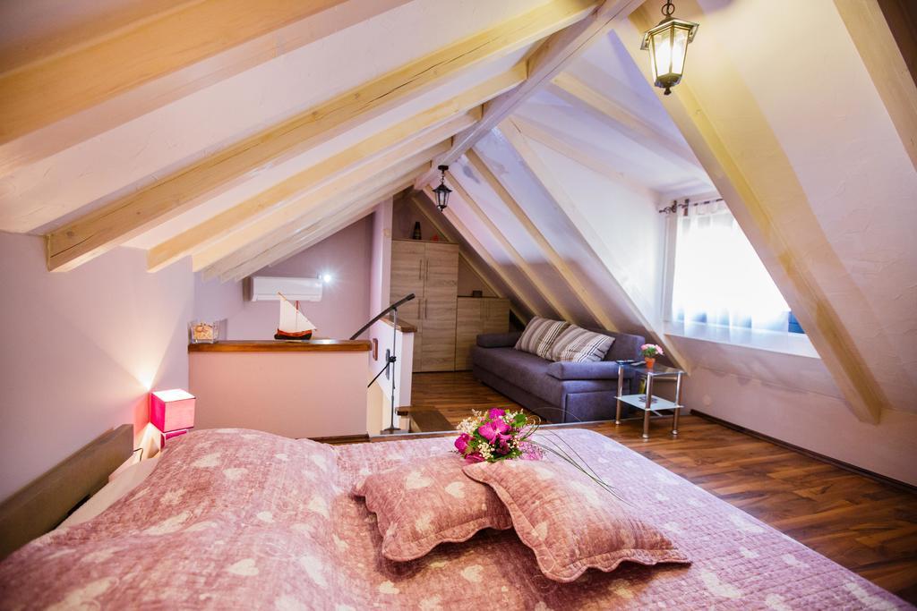 Studio Apartments Bonaca Split Eksteriør bilde