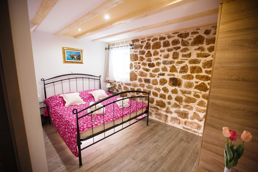 Studio Apartments Bonaca Split Eksteriør bilde